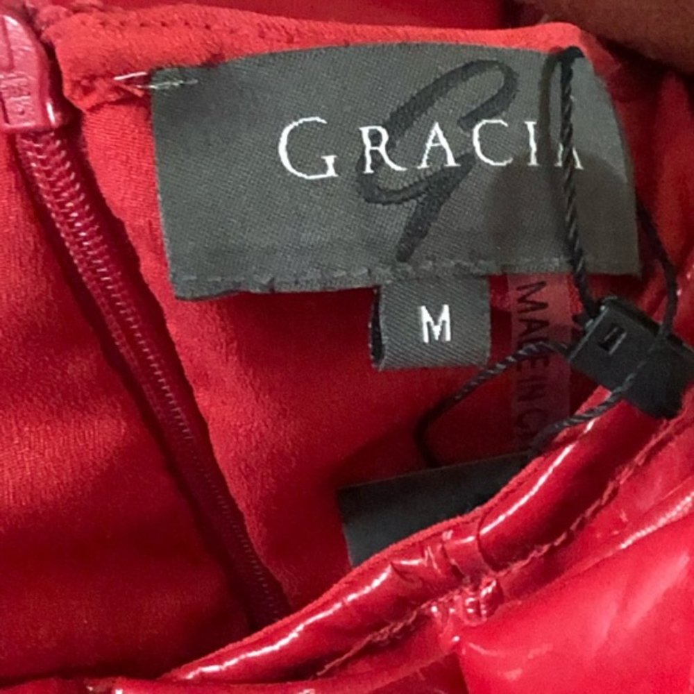 🫦 Gracia Sleeveless Faux Patent Leather Peplum Top, US M - Picture 5 of 7